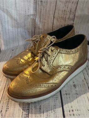 Gold Wingtip Oxford Lace-Up Women's Shoes Size 8